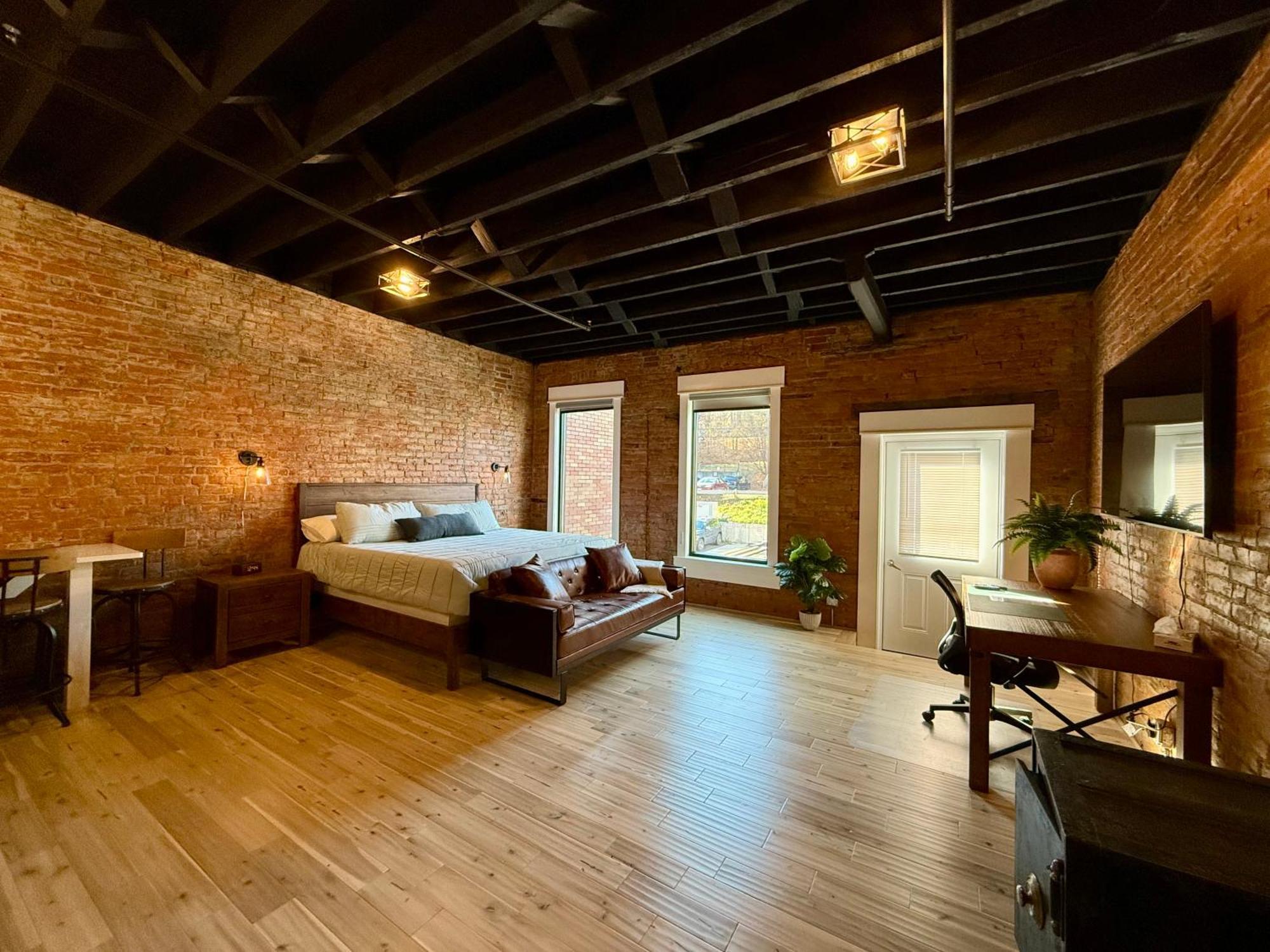 The Benjamin Hotel Watkins Glen Luaran gambar